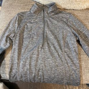 Athletic pullover, grey